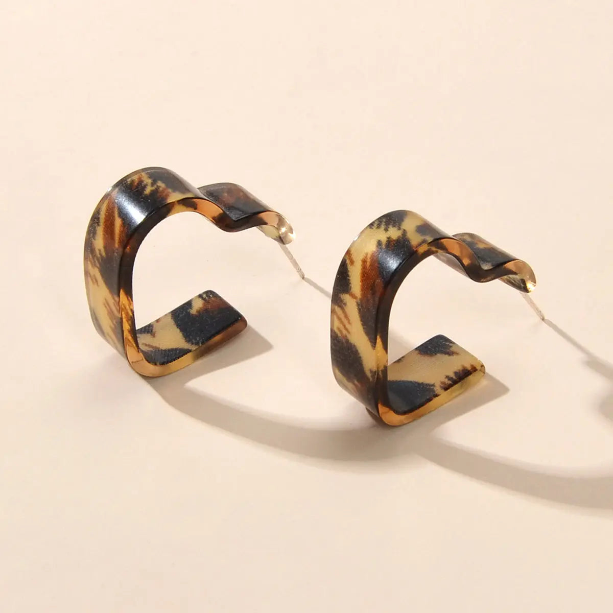 Designer Jewelry Trendy Brown Leopard Resin Acrylic Heart Stud Pierced Earrings Feelontop Jewellery