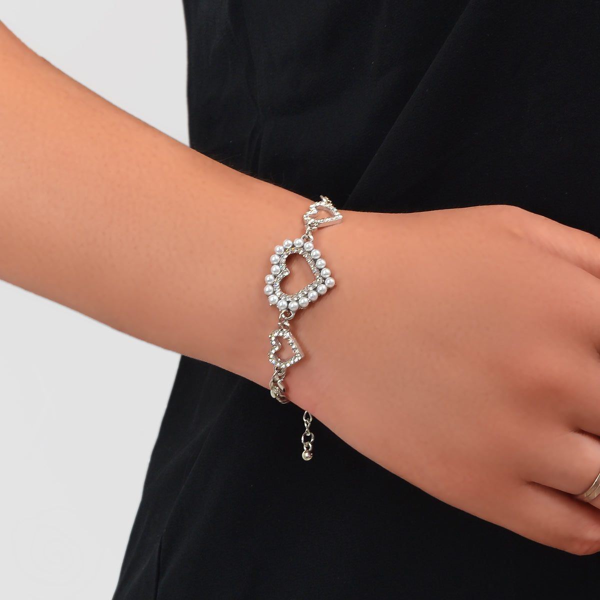 Luxurious Rhinestone Pearl Decor Heart Charm Silver Chain Bracelet for Wedding Feelontop Jewellery