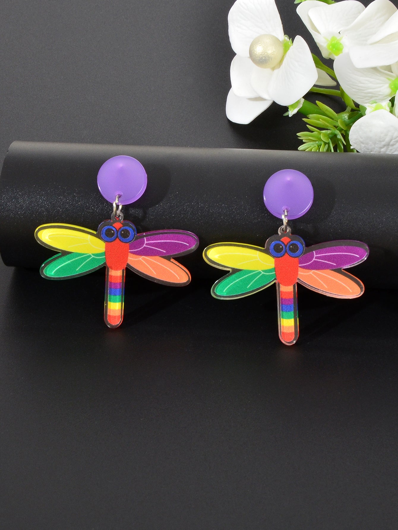 Vibrant Animal Pendant Earrings - Colorful Statement Jewelry for Nature Lovers Feelontop Jewellery