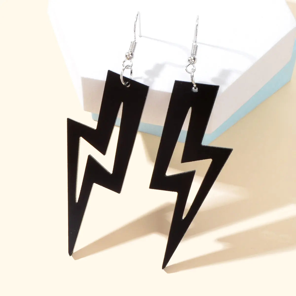 Black Red Pendant Retro Acrylic Dangle Lightning Earrings for Women 80's Party Feelontop Jewellery