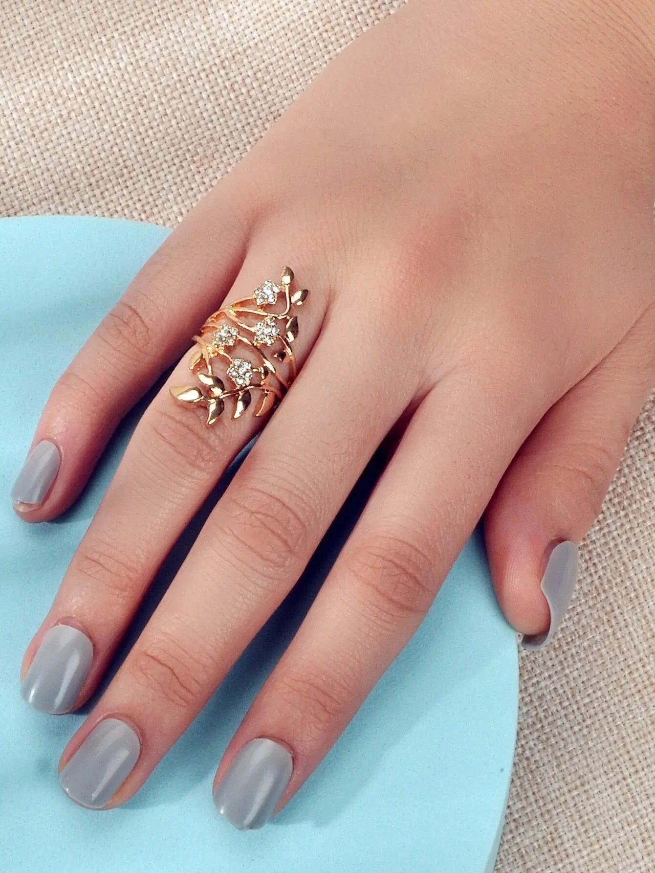 Luxurious Rhinestone Decor Silver Hollow Flower Leaf Finger Engagement Gift Ring Feelontop Jewellery