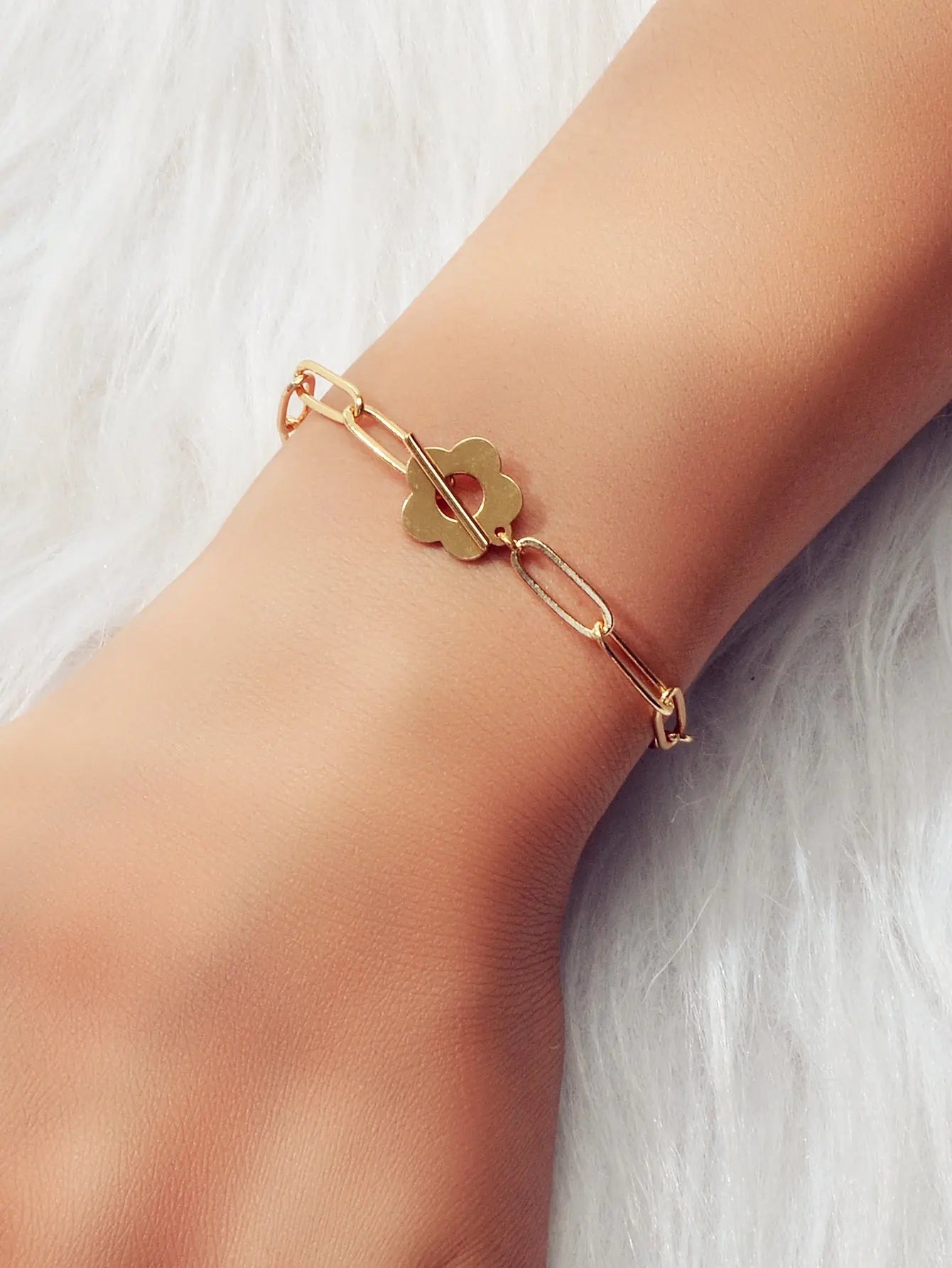 Party Decoration for Women Gold Link Chain Flower Charm Classics Bracelets Gift Feelontop Jewellery