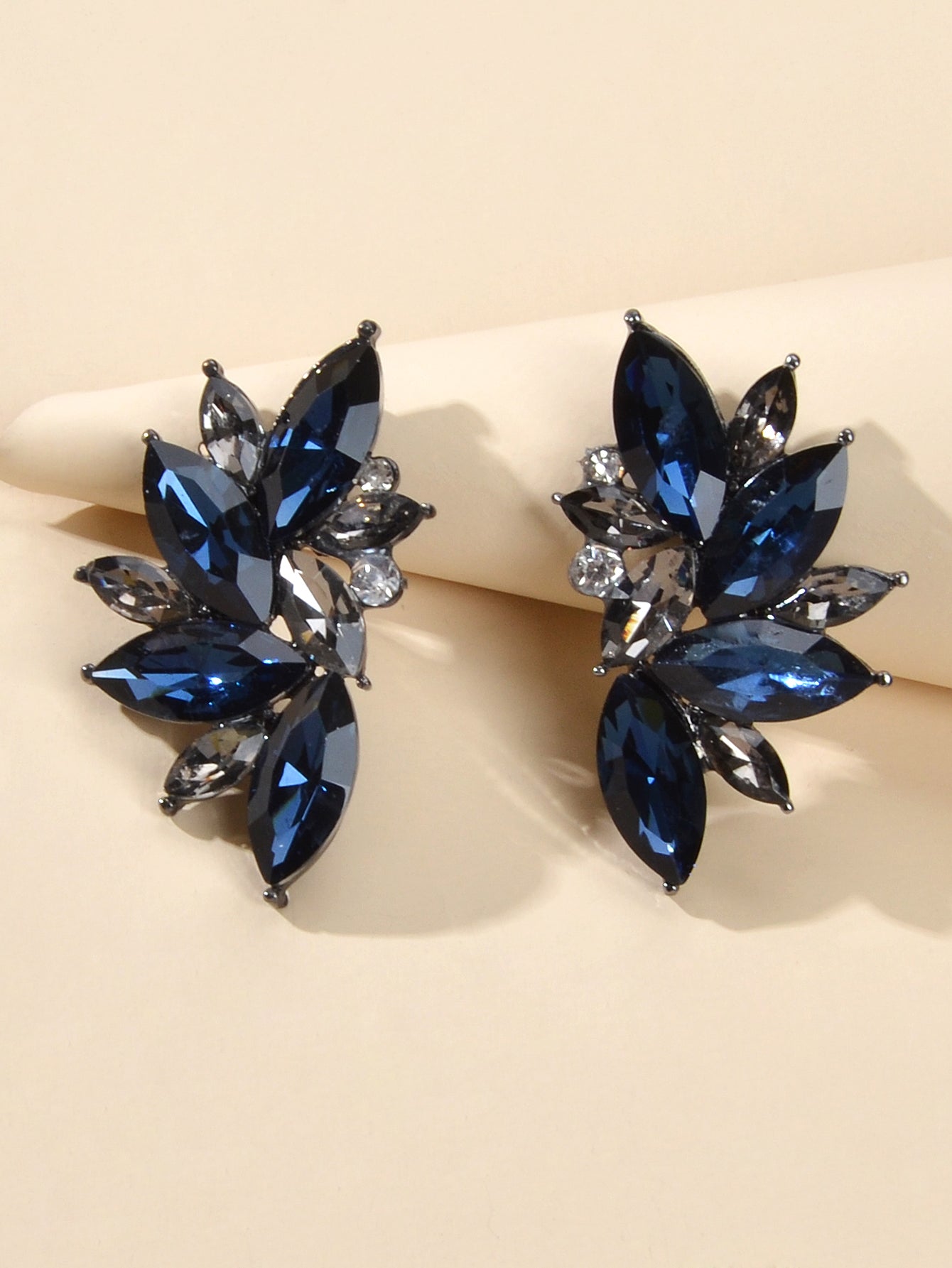 Female Luxurious Jewelry Sparkly Crystal Flower Stud Bridal Engagement Earrings Feelontop Jewellery