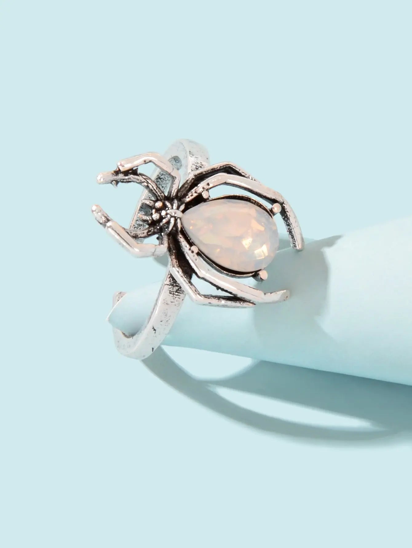 Vintage Silver Spider Open-Ended Ring with Diamond Accents Embrace Retro Jewelry Feelontop Jewellery