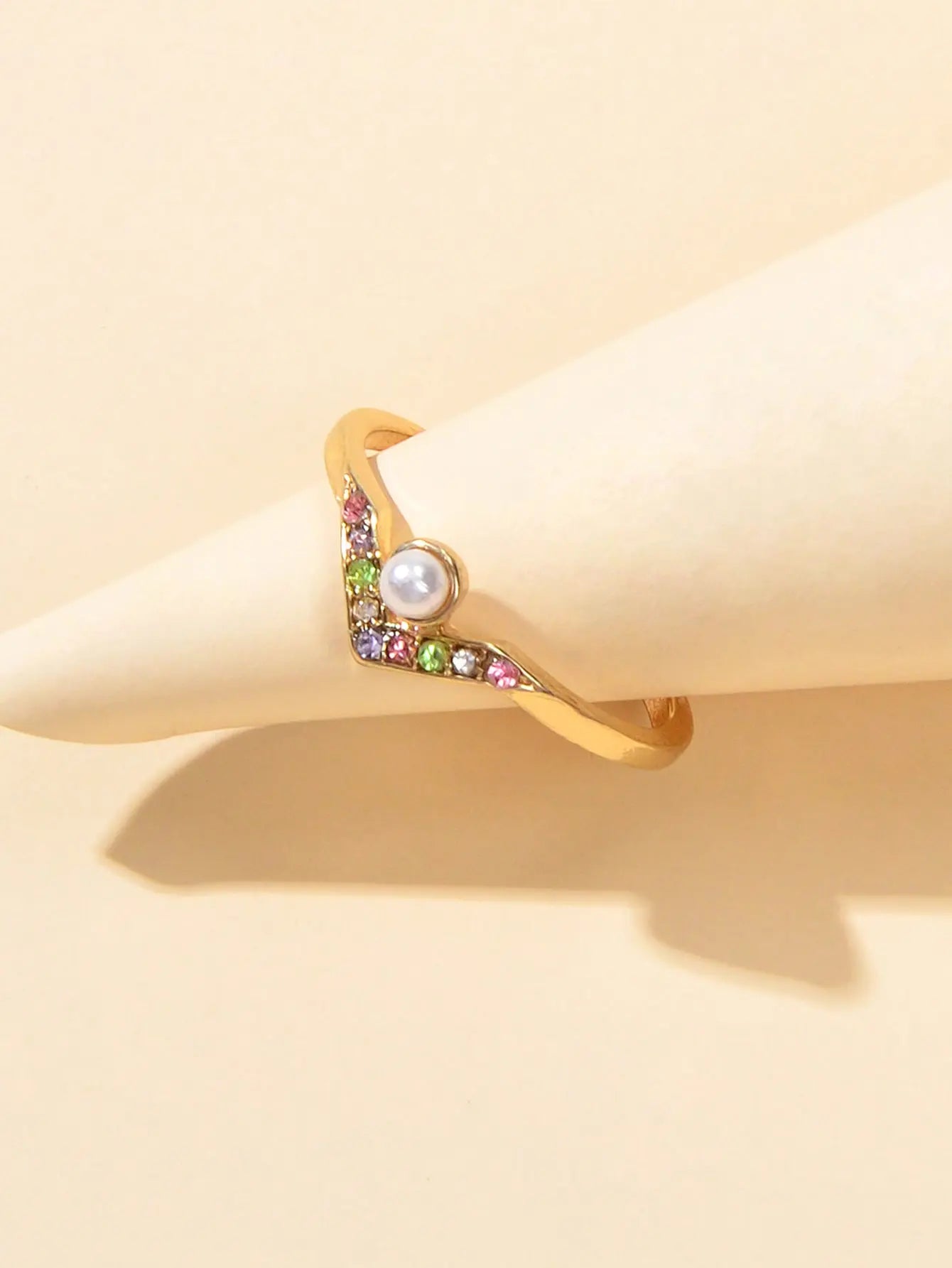 Luxury Wedding Jewellery Multi-colored Rhinestone Pearl V Shape Gold Finger Ring Feelontop Jewellery
