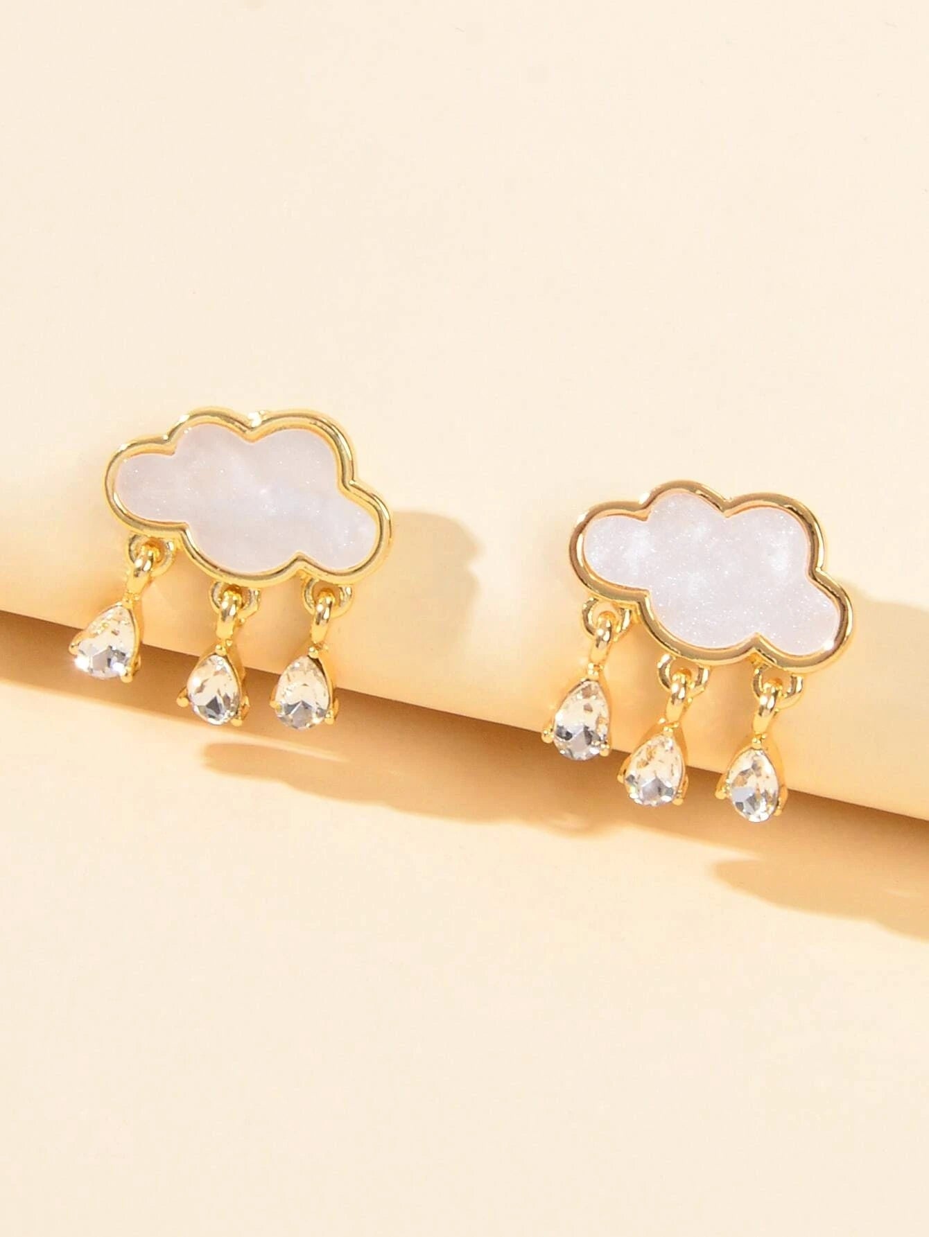 Designer Jewelry Clouds Shape Water Drop Charm Dangle Earrings Funny Women Gift Feelontop Jewellery
