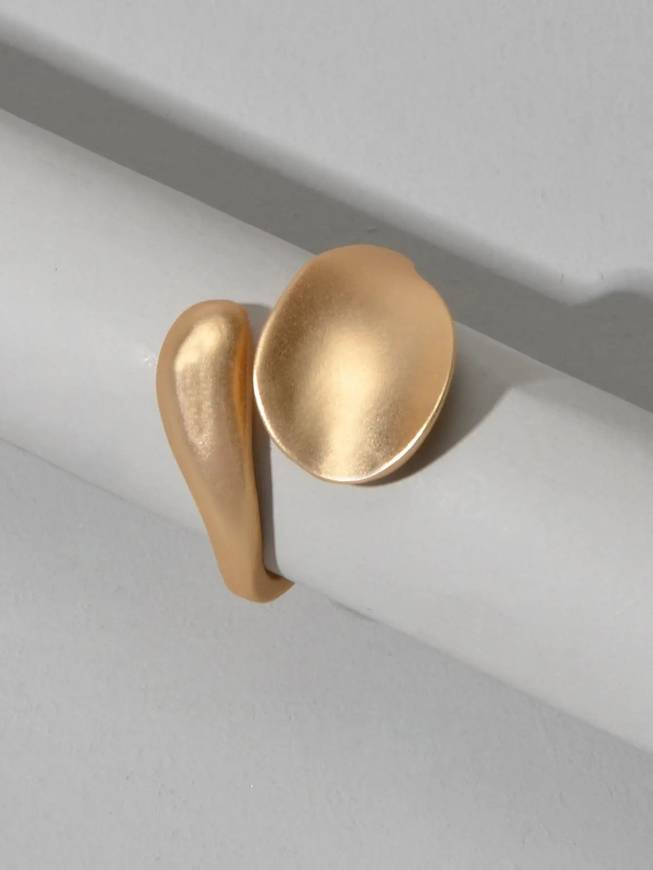 Female Minimalist Jewellery Gold Leaf Design Finger Ring Girl Wedding Party Band Feelontop Jewellery