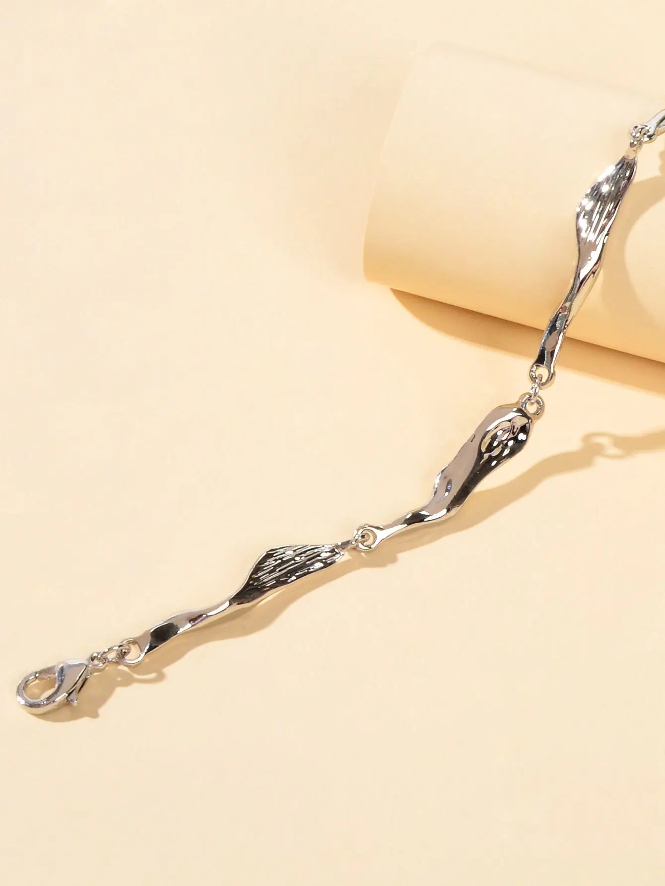 Designer Stylish Women Accessory Silver Metal Irregular Geometric Chain Bracelet Feelontop Jewellery