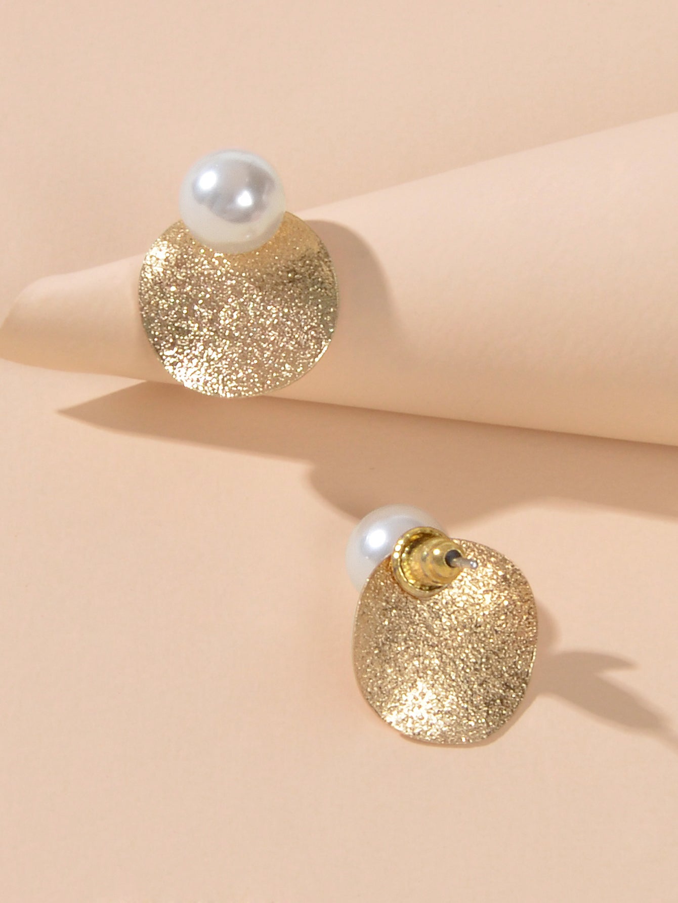 Gold Plated Retro Designer Jewellery Pearl Decoration Disc Stud Pierced Earrings Feelontop Jewellery