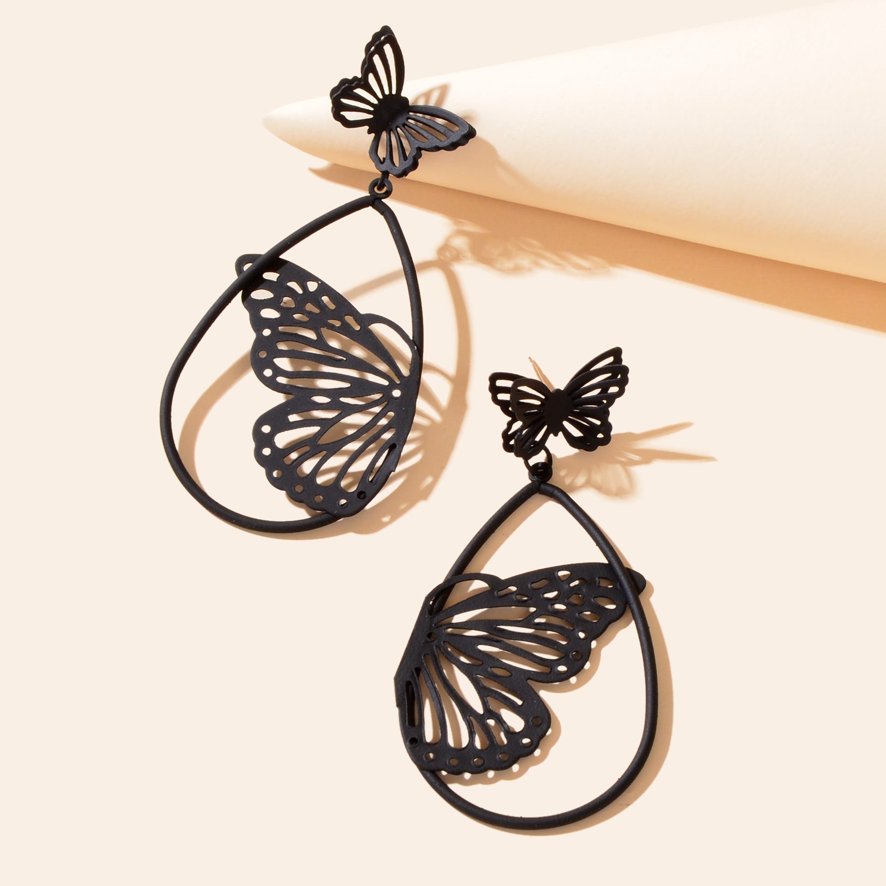 New Retro Black Hollow Butterfly Water Drop Earrings Party Decoration for Women Feelontop Jewellery