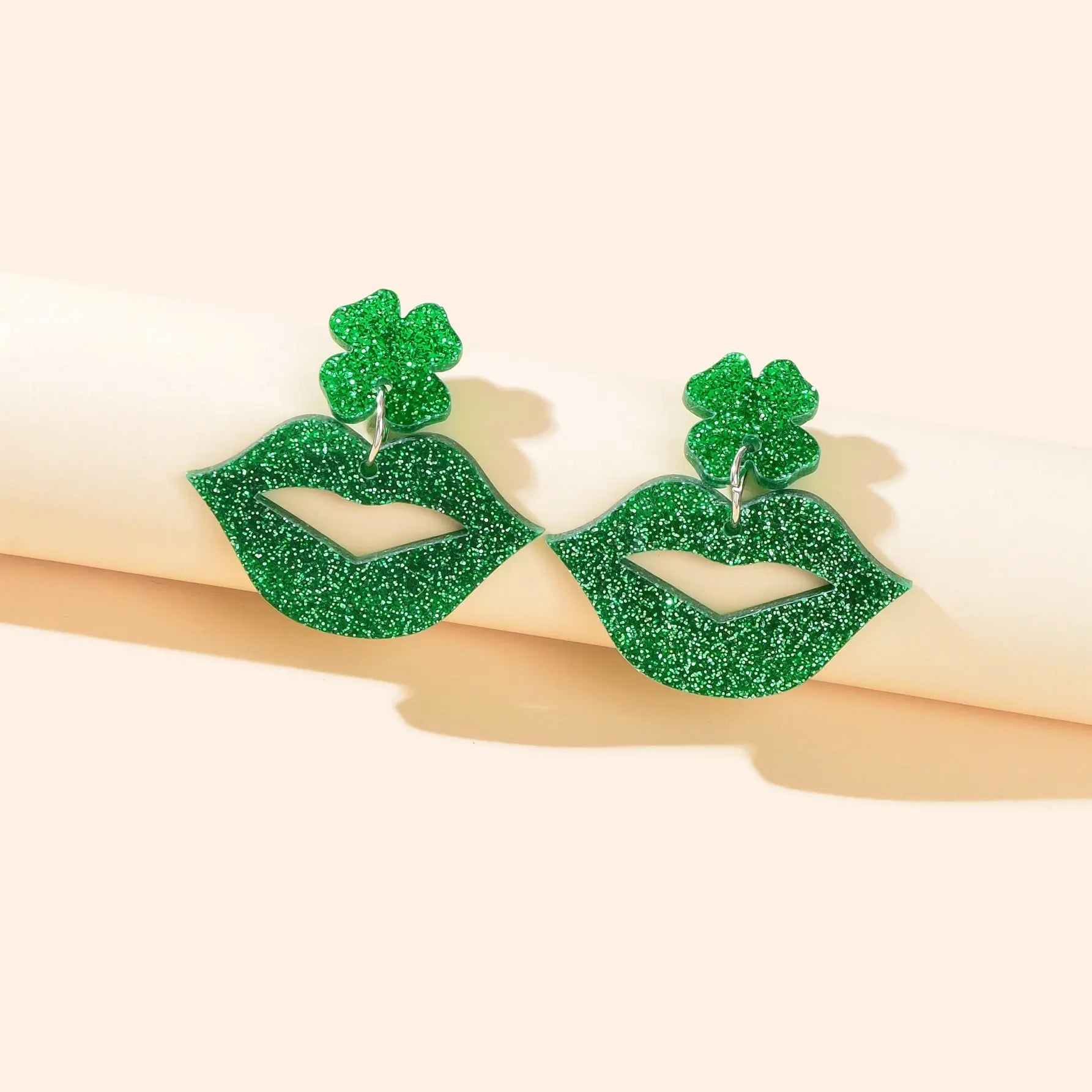 Shining Green Acrylic Lip Clover Pendant Stud Women Earrings Personality Jewelry Feelontop Jewellery