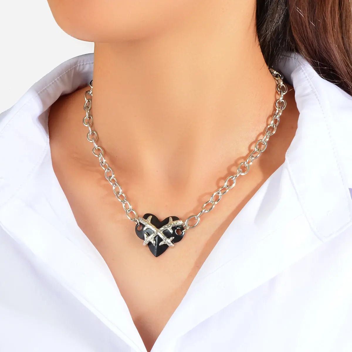 Designer Jewelry Crude Silver Chain Black Resin Heart Pendant Statement Necklace Feelontop Jewellery